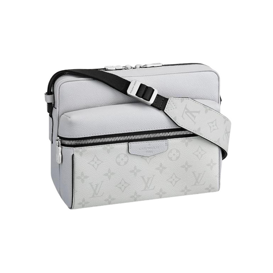 LOUIS VUITTON OUTDOOR MESSENGER BAG - WHITE